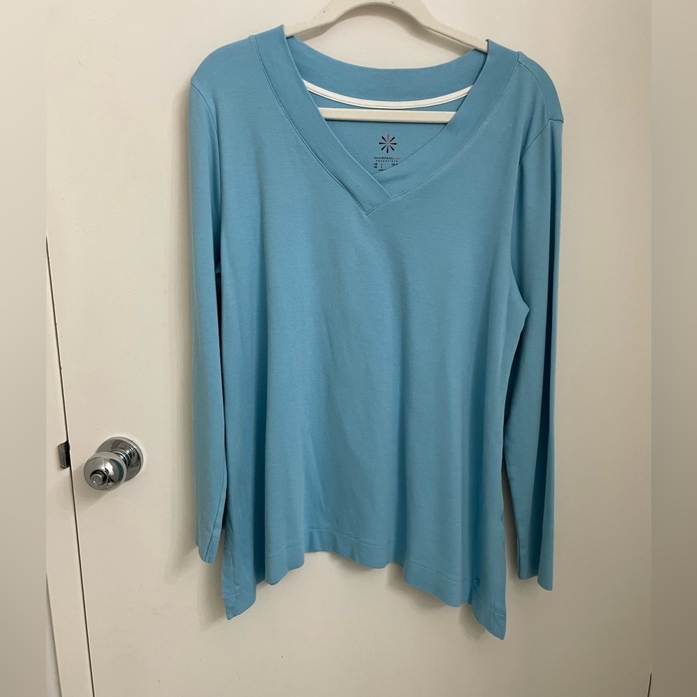 Isaac Mizrahi Live trapeze hem v-neck tunic